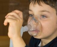 Bronchite nei bambini: come curarla e quanto dura