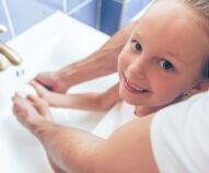 Come insegnare ai bambini a lavarsi le mani