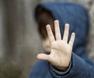 come riconoscere i maltrattamenti sui bambini