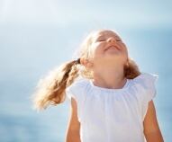 I benefici del sole per bambini