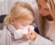lavaggi nasali ai bambini