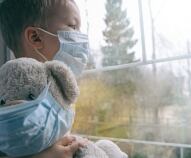 Raffreddore e malanni: come comportarsi con i bambini quest'anno?