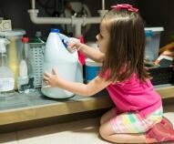 sicurezza in casa quali sono gli oggetti piu pericolosi per i bambini