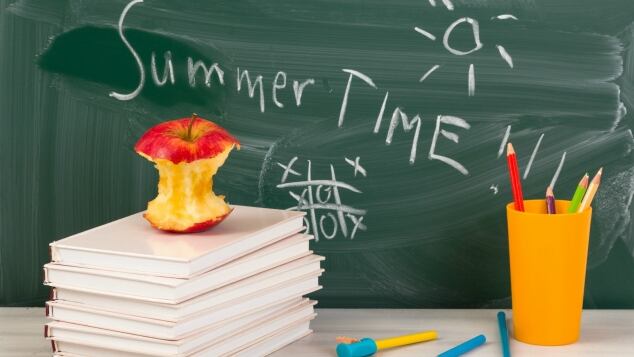 Come organizzarsi con i bambini quando finisce la scuola | Dai campi estivi ai nonni, alla baby sitter. Che attività far fare ai bambini quando finisce la come organizzarsi con i bambini quando finisce la scuola