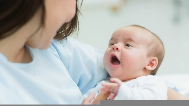 Cosa accade al corpo dopo il parto? Come parte l'allattamento, come agisce l'ossitocina, come cambia la pancia cosa accade al corpo dopo il parto
