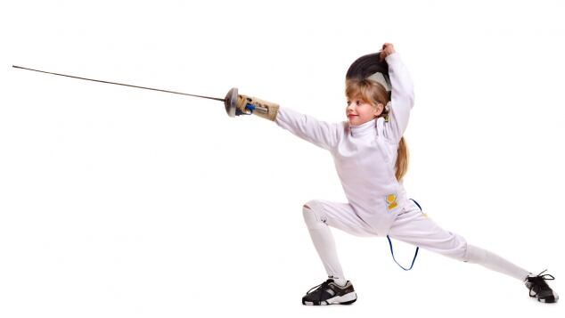 Modello Da Colorare Di Uniforme Da Scherma Con Protezione Toracica Gratuito