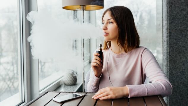 Svapare in gravidanza causa danni al feto e il rischio di complicazioni, sia prima che dopo il parto svapare in gravidanza danneggia il feto lo dice uno studio