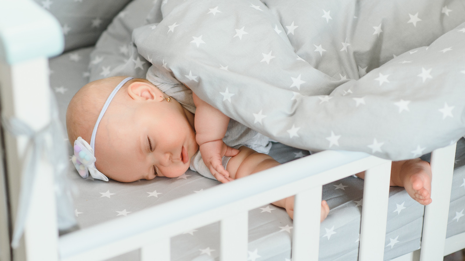 Come dormire quando arriva un neonato
